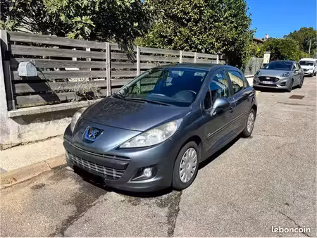 Peugeot 207 1.6 HDi 92