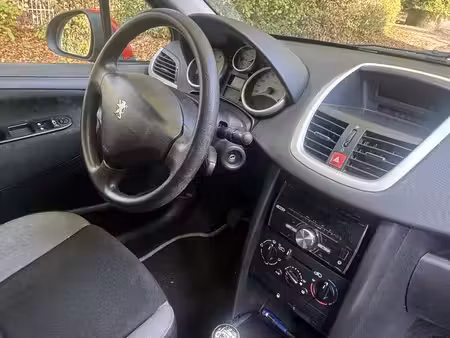 Peugeot 207 1.4 HDi 70 Premium