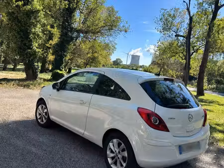 Opel Corsa 1.3 CDTI 75