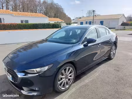 Mazda Mazda3 Skyactiv G 2.0 122
