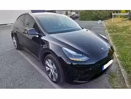 Tesla Model Y Grande Autonomie 275