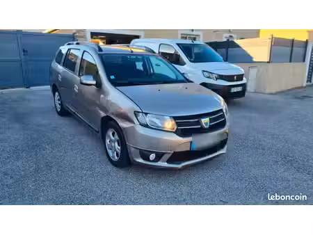 Dacia Logan 