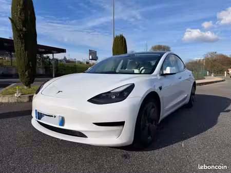 Tesla Model 3 Standard Plus 275