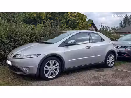 Honda Civic 2.2 TDI 140