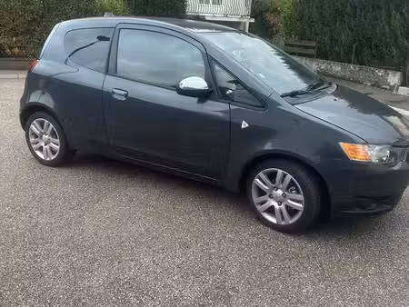 Mitsubishi Colt 1.3 95 Invite