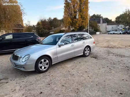 Mercedes-Benz Classe E E 220 2.1 150