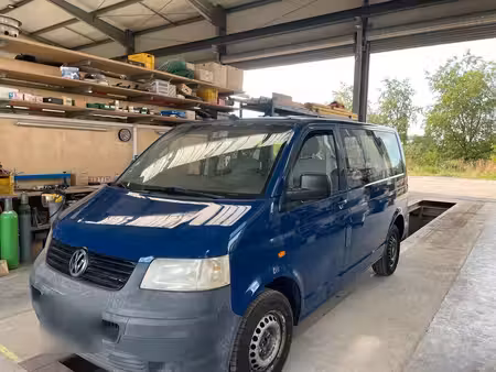 Volkswagen Transporter T5 2.5 TDI 130