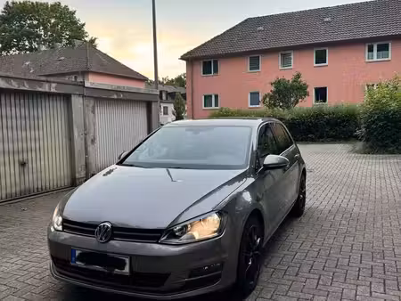 Volkswagen Golf 1.6 TDI 105