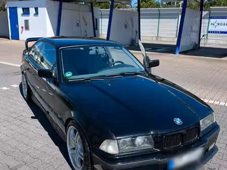 BMW Série 3 316i 1.6 102