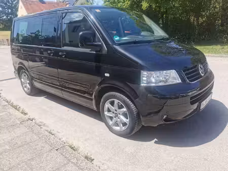 Volkswagen Transporter T5 California 2.5 TDI 174