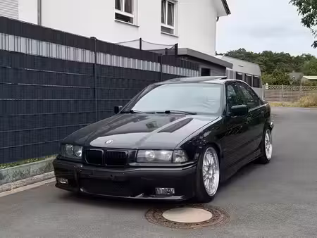 BMW Série 3 323i 2.5 170
