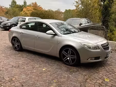 Opel Insignia 1.8 140
