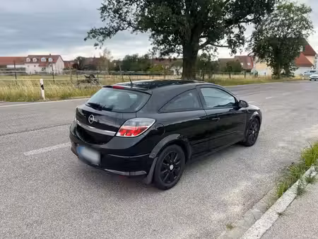Opel Astra 1.6 105