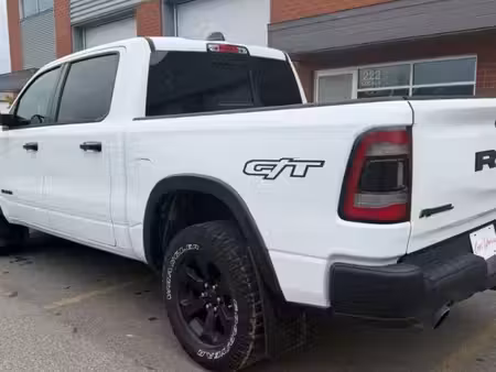 Dodge RAM 1500 V8 5.7