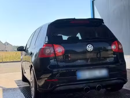 Volkswagen Golf R32 1.9 TDI 90