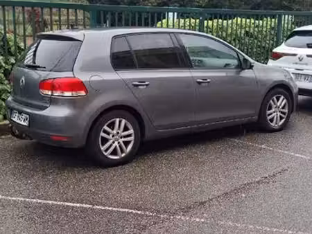 Volkswagen Golf 1.6 TDI 105