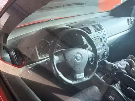 Volkswagen Golf GTI 2.0 200
