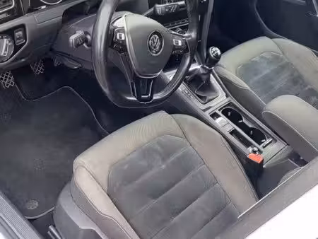 Volkswagen Golf 2.0 TDI 150