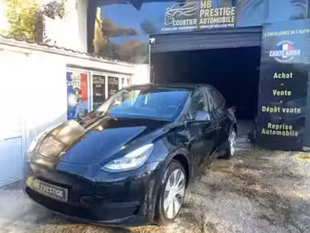 Tesla Model Y Grande Autonomie
