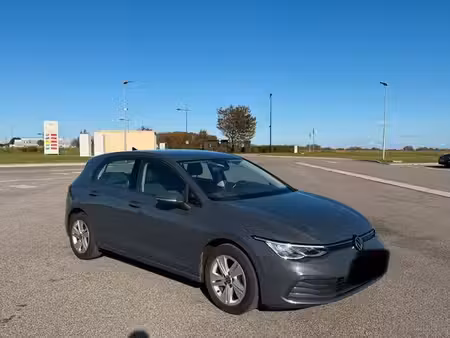 Volkswagen Golf 1.0 TSI 110