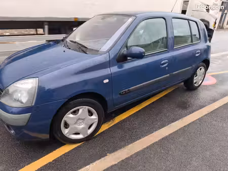 Renault Clio 1.4 75