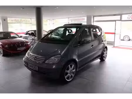 Mercedes-Benz Classe A A 210 2.1 140 Avantgarde