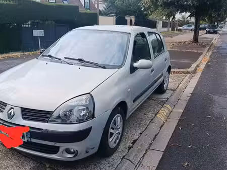 Renault Clio 1.2 75