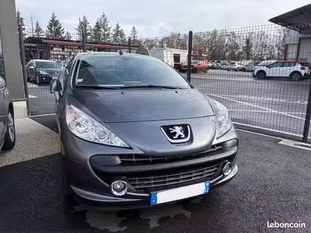Peugeot 207 CC 1.6 HDi 110