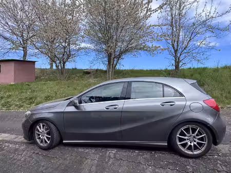 Mercedes-Benz Classe A A 180 1.6 122