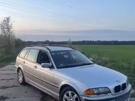 BMW Série 3 328i 2.8 193