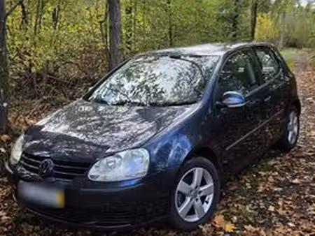 Volkswagen Golf 1.4 75