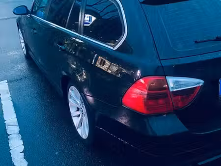BMW Série 3 325i 218