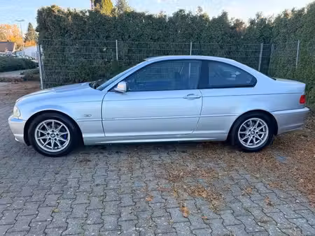 BMW Série 3 318i