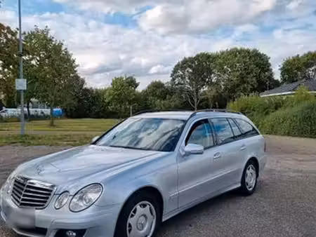 Mercedes-Benz Classe E E 200 2.1 CDI 136