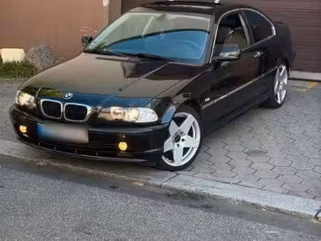 BMW Série 3 323i 2.5 170