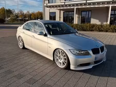 BMW Série 3 325i 2.5 218