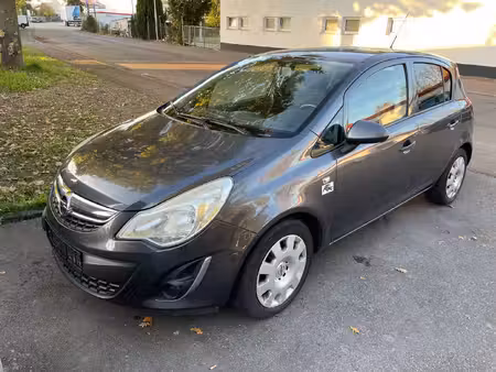 Opel Corsa 1.4 87 Satellite