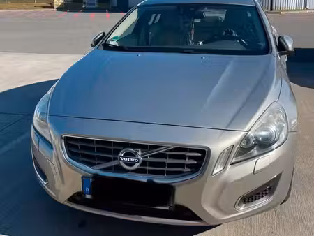 Volvo S60 2.0 163