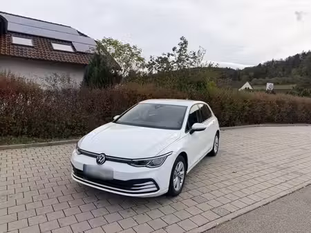 Volkswagen Golf 1.0 TSI 110