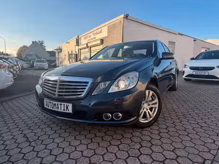 Mercedes-Benz Classe E E 200