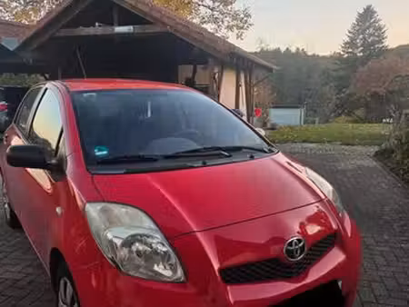 Toyota Yaris 1.3 101