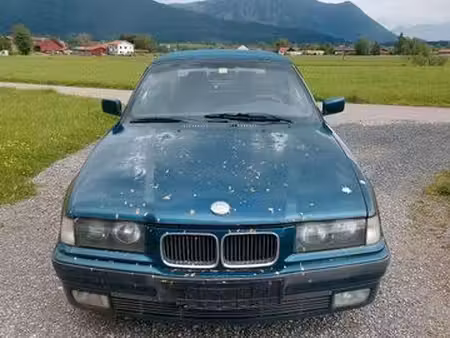 BMW Série 3 318i 1.8 115