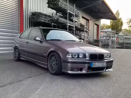 BMW Série 3 318i 1.9 140