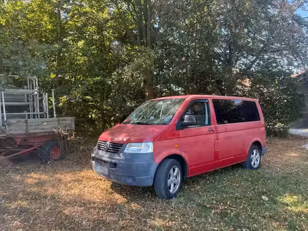 Volkswagen Transporter T5 1.9 TDI 85