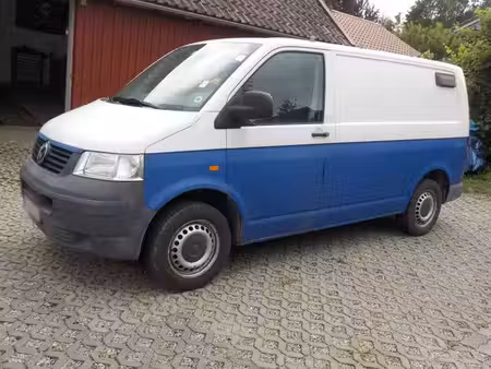 Volkswagen Transporter T5 1.9 TDI 84