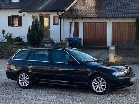 BMW Série 3 320i 2.2 170